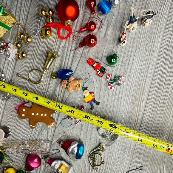 Large lot of vintage Christmas ornaments wood , mercury glass , miscellaneous - Picture 8 of 9